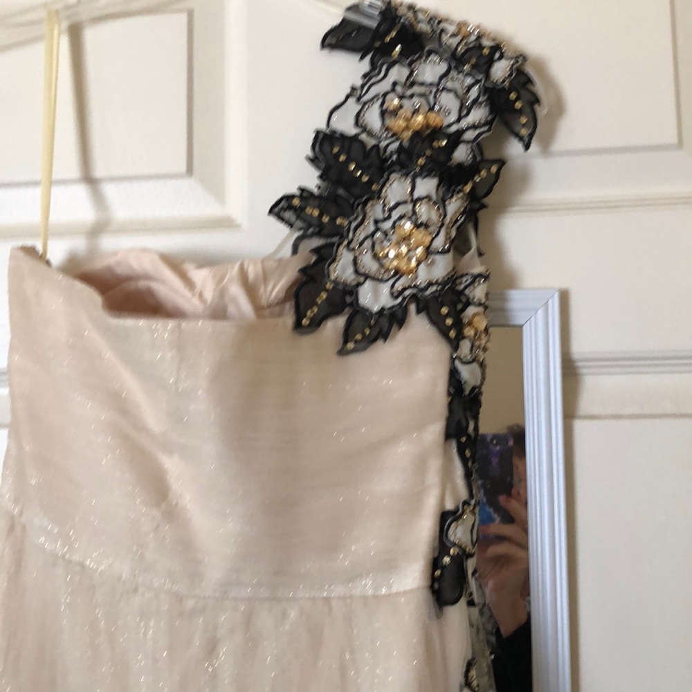 Prom dress - Picture 4 of 6